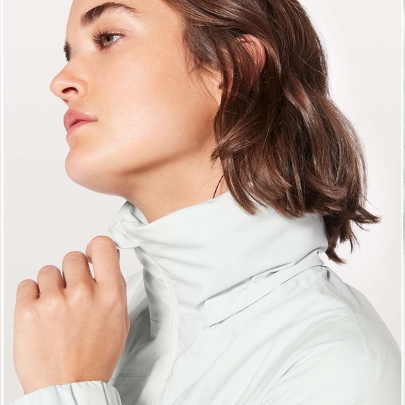 BNWT Lululemon Here To Move Jacket ocean mist 4 - Picture 7 of 8